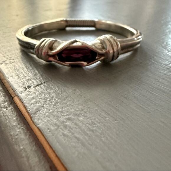Uno de 50 Silver Hinged Purple Gem Stone Bracelet